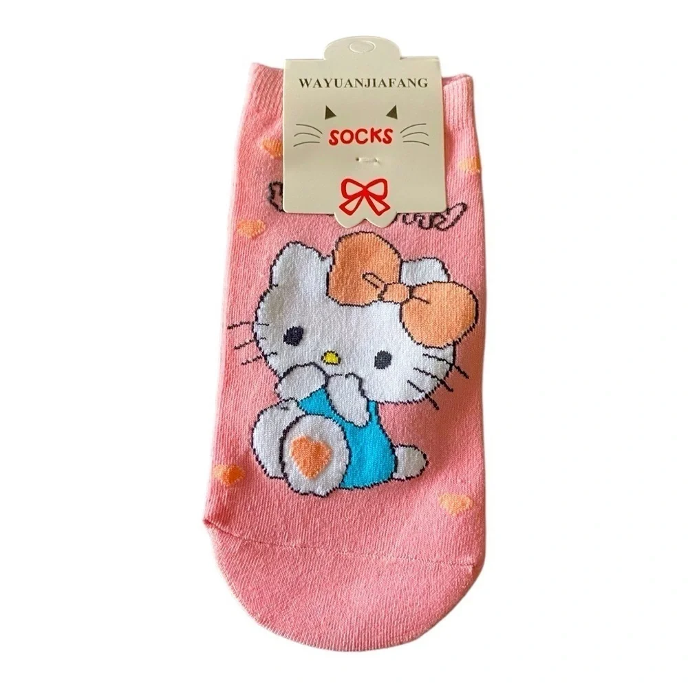NWT-HELLO KITTY & FRIENDS BUNDLE